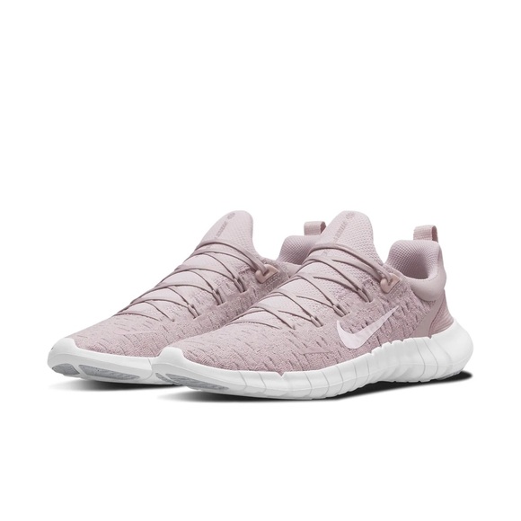 Nike Women's Free RN 5.0 Running Shoe - Picture 1 of 10